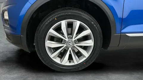 Thumbnail image for the Volkswagen T-Roc 1.5 TSI GPF EVO Design   DSG