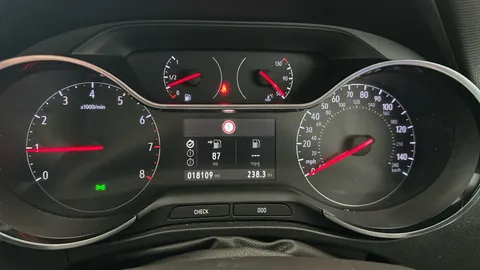Thumbnail image for the Vauxhall Crossland 1.2 Turbo Elite Edition
