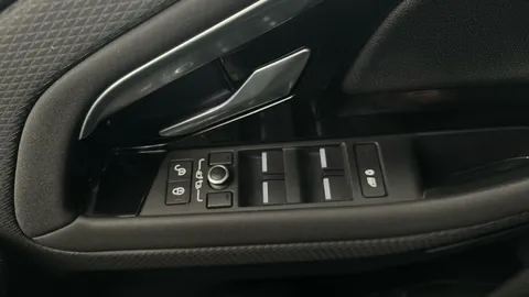 Thumbnail image for the Land Rover Range Rover Evoque 2.0 D150 S    FWD
