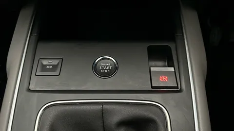 Thumbnail image for the Citroën C5 Aircross 1.2 PureTech Shine