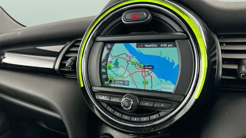 Thumbnail image for the Mini Hatch 1.5 Cooper Sport   Steptronic