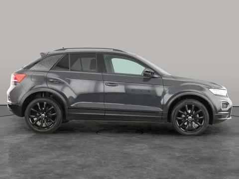 Thumbnail image for the Volkswagen T-Roc 1.5 TSI EVO Black Edition   DSG