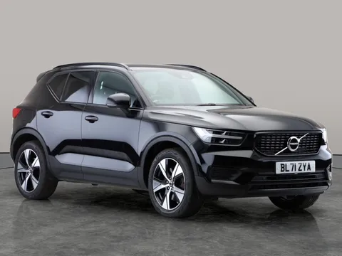 Thumbnail image for the Volvo XC40 1.5h T5 Twin Engine Recharge 10.7kWh R-Design   Plug-in