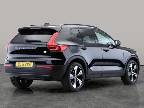 Thumbnail image for the Volvo XC40 1.5h T5 Twin Engine Recharge 10.7kWh R-Design   Plug-in