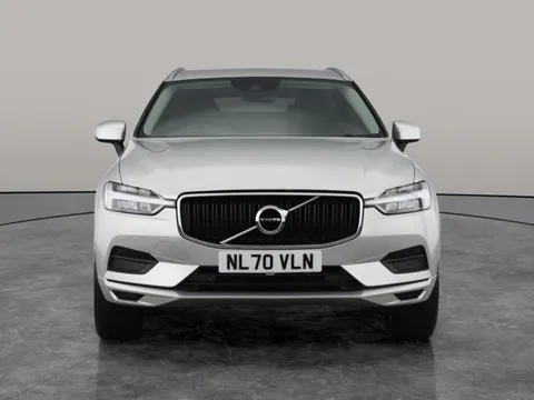 Thumbnail image for the Volvo XC60 2.0 B4 MHEV Momentum    AWD