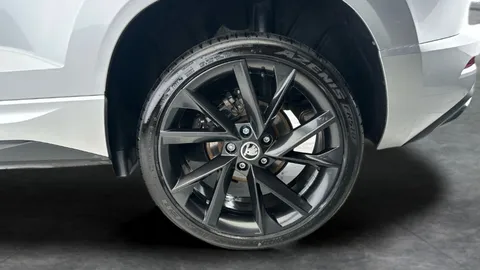 Thumbnail image for the Škoda Karoq 1.5 TSI ACT SportLine   DSG