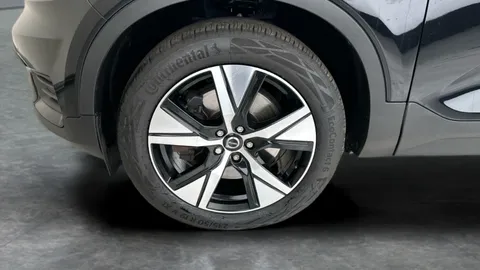 Thumbnail image for the Volvo XC40 1.5h T5 Twin Engine Recharge 10.7kWh R-Design   Plug-in