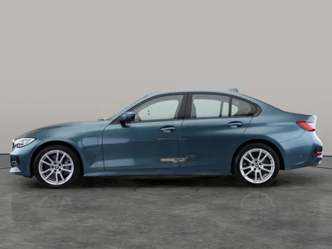 Thumbnail image for the BMW 3 Series 2.0 330e 12kWh Sport Pro   Plug-in