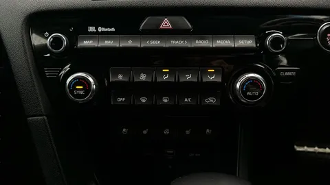 Thumbnail image for the Kia Sportage 1.6 T-GDi GT-Line S   DCT AWD