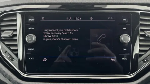 Thumbnail image for the Volkswagen T-Roc 1.5 TSI EVO Black Edition   DSG