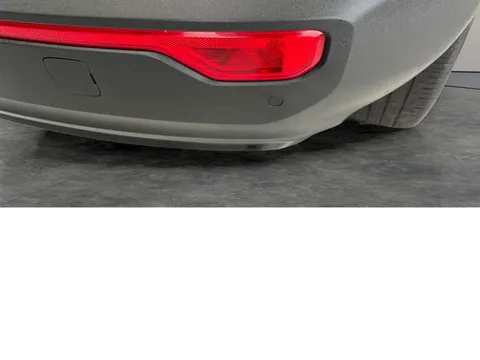 Thumbnail image for the Volvo XC40 1.5h T5 Twin Engine Recharge 10.7kWh R-Design   Plug-in