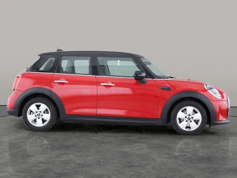 Thumbnail image for the Mini Hatch 1.5 Cooper Classic   Steptronic