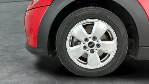 Thumbnail image for the Mini Hatch 1.5 Cooper Classic   Steptronic