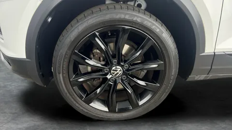 Thumbnail image for the Volkswagen T-Roc 1.5 TSI EVO Black Edition   DSG