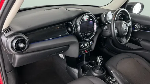 Thumbnail image for the Mini Hatch 1.5 Cooper Classic   Steptronic