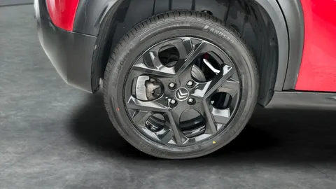 Thumbnail image for the Citroën C3 Aircross 1.2 PureTech Shine Plus   EAT6