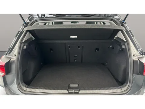 Thumbnail image for the Volkswagen Golf 1.5 eTSI MHEV Style    DSG