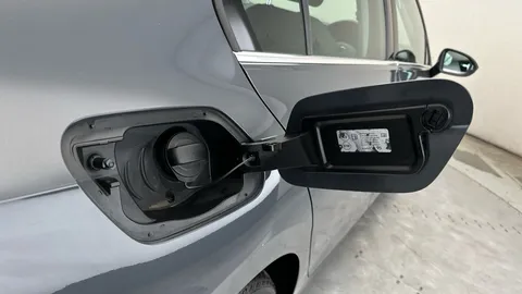 Thumbnail image for the Volkswagen Golf 1.5 eTSI MHEV Style    DSG