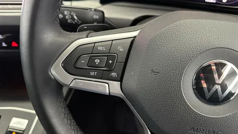 Thumbnail image for the Volkswagen Golf 1.5 eTSI MHEV Style    DSG