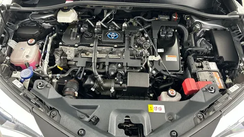 Thumbnail image for the Toyota C-HR 1.8 VVT-h GPF Design    CVT