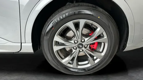 Thumbnail image for the Ford Kuga 2.5 EcoBoost Duratec 14.4kWh ST-Line   Plug-in  CVT