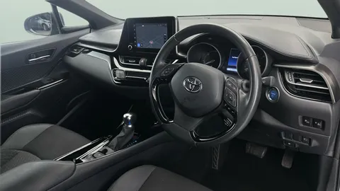 Thumbnail image for the Toyota C-HR 1.8 VVT-h GPF Design    CVT