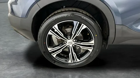 Thumbnail image for the Volvo XC40 1.5h T5 Twin Engine Recharge 10.7kWh Inscription Pro   Plug-in