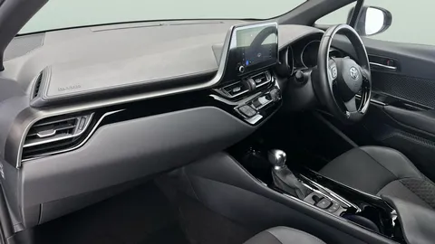 Thumbnail image for the Toyota C-HR 1.8 VVT-h GPF Design    CVT