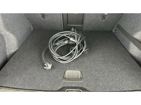 Thumbnail image for the Volvo XC40 1.5h T5 Twin Engine Recharge 10.7kWh Inscription   Plug-in