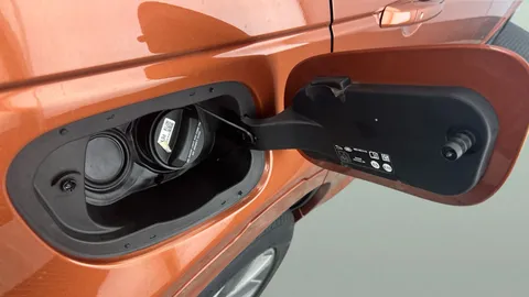 Thumbnail image for the Land Rover Discovery Sport 2.0 P250 MHEV R-Dynamic HSE   4WD
