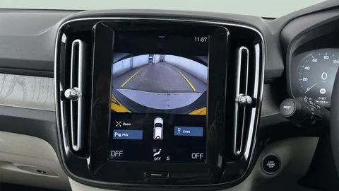 Thumbnail image for the Volvo XC40 1.5h T5 Twin Engine Recharge 10.7kWh Inscription   Plug-in