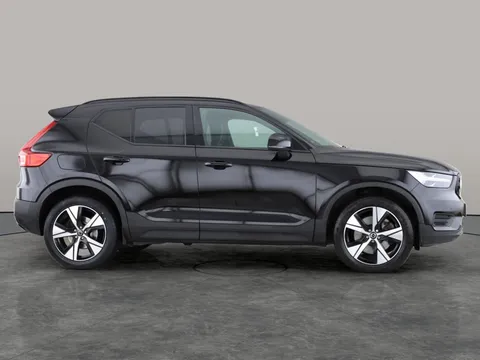 Thumbnail image for the Volvo XC40 1.5h T4 Recharge 10.7kWh R-Design   Plug-in
