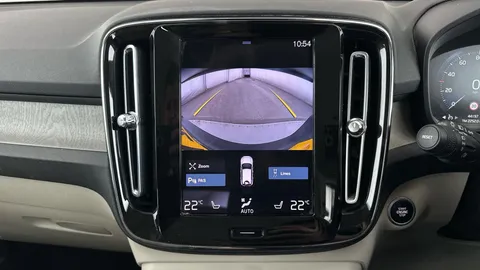 Thumbnail image for the Volvo XC40 1.5h T5 Twin Engine Recharge 10.7kWh Inscription Pro   Plug-in