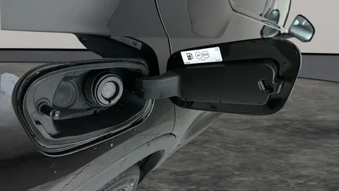 Thumbnail image for the Volvo XC40 1.5h T4 Recharge 10.7kWh R-Design   Plug-in