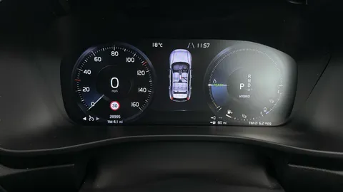Thumbnail image for the Volvo XC40 1.5h T4 Recharge 10.7kWh R-Design   Plug-in