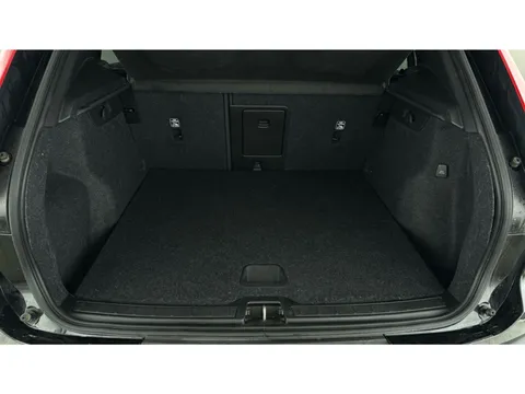Thumbnail image for the Volvo XC40 1.5h T4 Recharge 10.7kWh R-Design   Plug-in