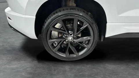 Thumbnail image for the Škoda Karoq 1.5 TSI ACT SportLine   DSG