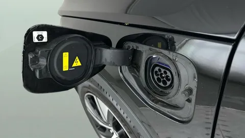 Thumbnail image for the Volvo XC40 1.5h T4 Recharge 10.7kWh R-Design   Plug-in