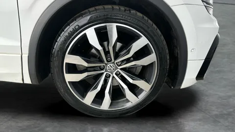 Thumbnail image for the Volkswagen Tiguan 1.5 TSI EVO R-Line Tech   DSG