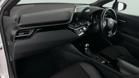 Thumbnail image for the Toyota C-HR 1.8 VVT-h GPF Design    CVT