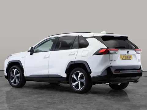 Thumbnail image for the Toyota RAV4 2.5 VVT 18.1kWh Design   Plug-in  CVT 4WD
