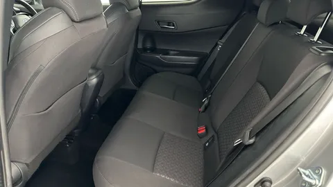 Thumbnail image for the Toyota C-HR 1.8 VVT-h GPF Design    CVT