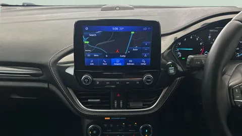 Thumbnail image for the Ford Fiesta 1.0T EcoBoost MHEV Vignale Edition