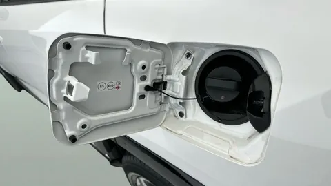Thumbnail image for the Toyota RAV4 2.5 VVT 18.1kWh Design   Plug-in  CVT 4WD