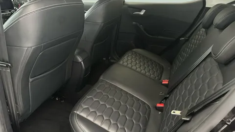 Thumbnail image for the Ford Fiesta 1.0T EcoBoost MHEV Vignale Edition