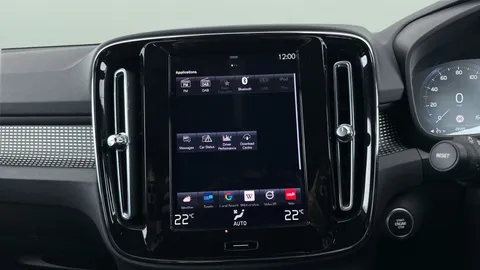 Thumbnail image for the Volvo XC40 1.5h T4 Recharge 10.7kWh R-Design   Plug-in