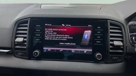 Thumbnail image for the Škoda Karoq 1.5 TSI ACT SportLine   DSG