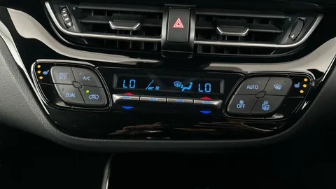 Thumbnail image for the Toyota C-HR 1.8 VVT-h GPF Design    CVT