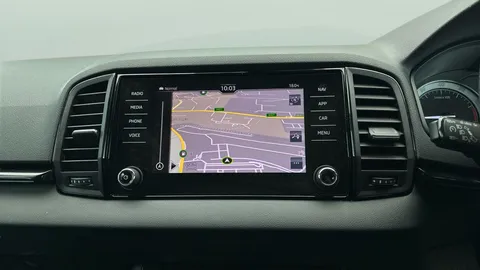 Thumbnail image for the Škoda Karoq 1.5 TSI ACT SportLine   DSG
