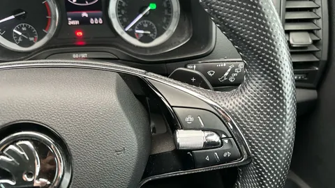 Thumbnail image for the Škoda Karoq 1.5 TSI ACT SportLine   DSG